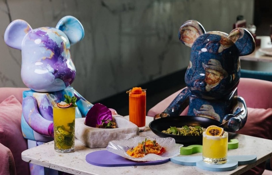 The Secret Psychology Behind Why We Love Brunch So Much